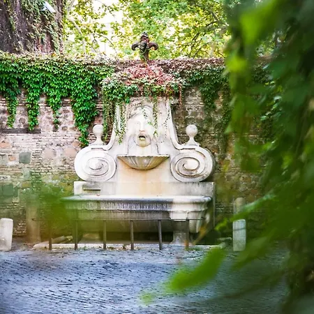 Trasteverehome - Elegant Stay Near Villa Farnesina-2